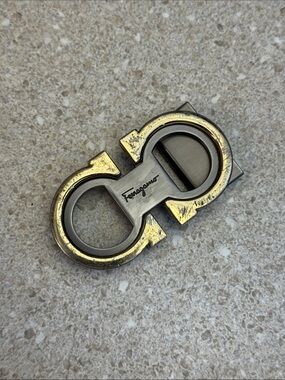 Salvatore Ferragamo two tone belt buckle, as is